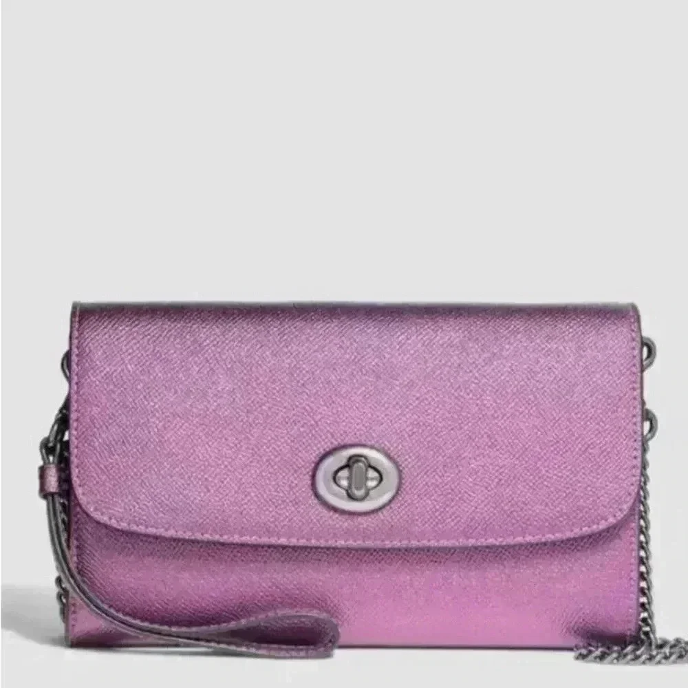 COACH Marlow Crossbody/ Wristlet/ Clutch in one in Lavender Purse